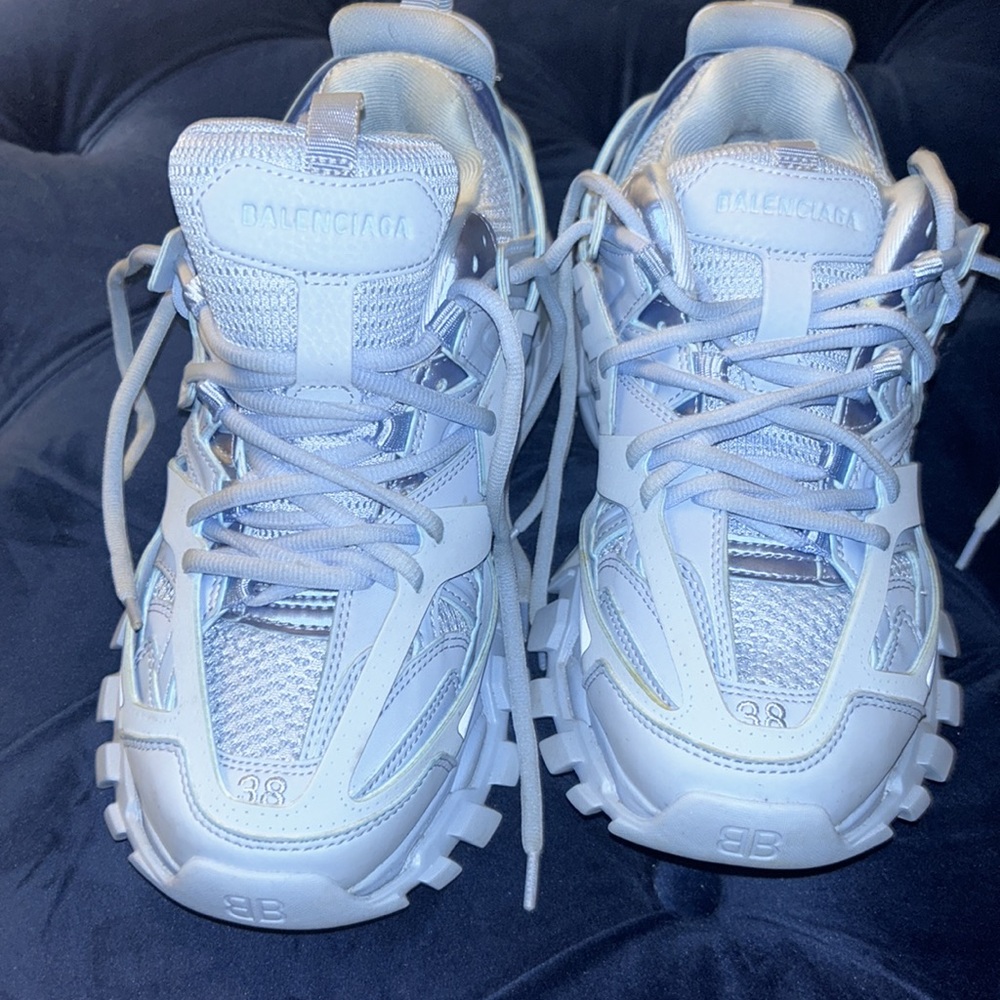 Blue track Balenciaga size 8 only had them on twice - Picture 5 of 5
